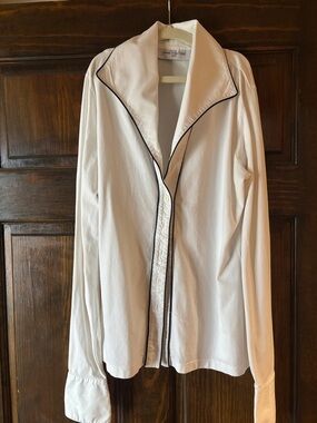 Anne Fontaine White Button-Up Shirt with Gray Label